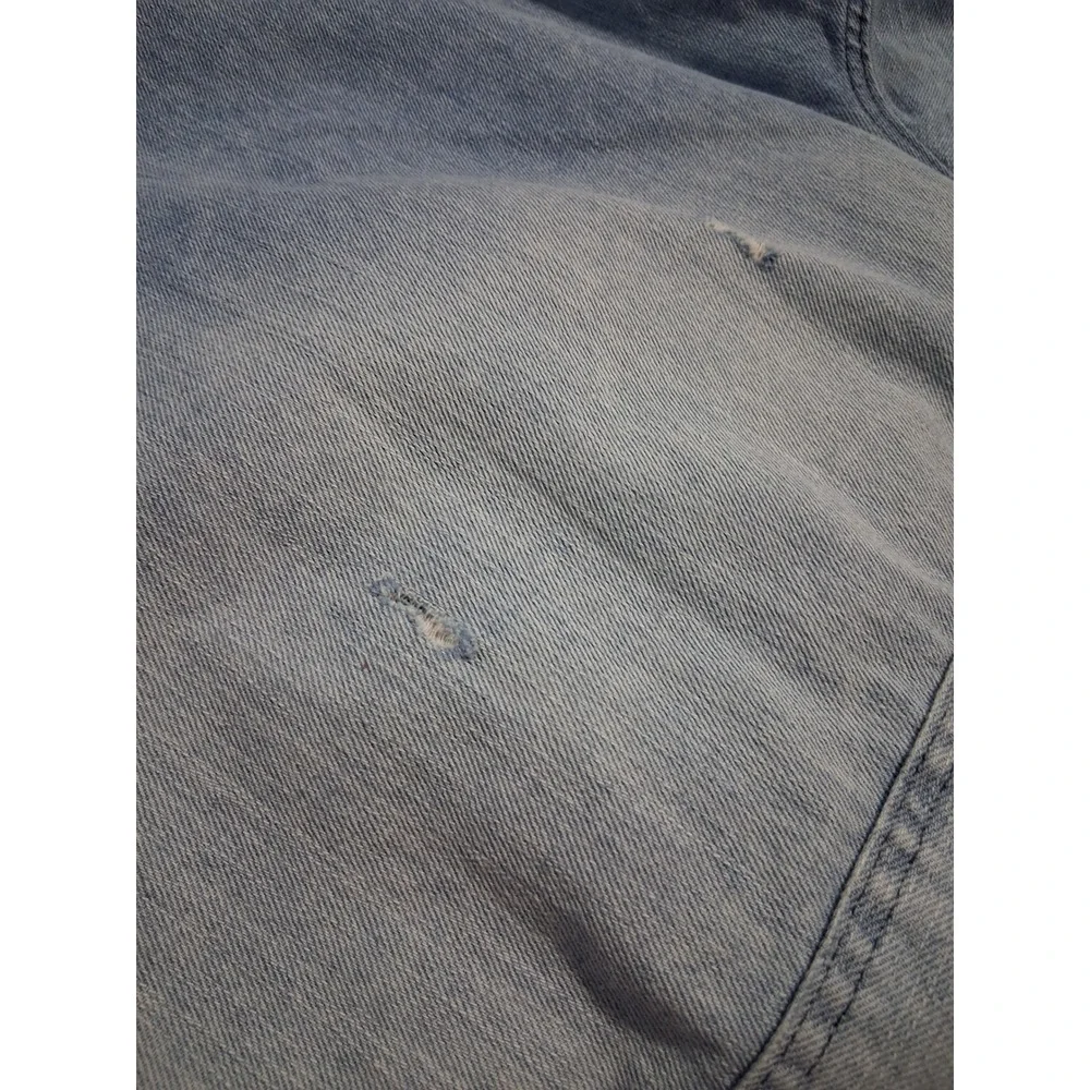 Divided h&m thrashed