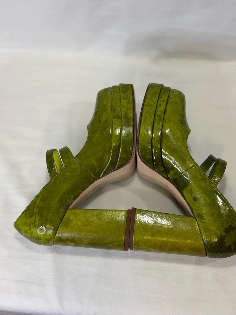 CIRCUS Chartreuse Patent Platform Mary Jane Pumps Crystal Buckles 6.5 EUC $159