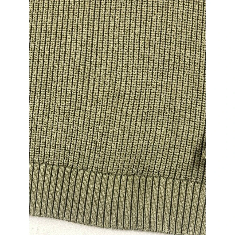 Duluth Trading Company Men’s Olive and Tan Elbow Patches Sweater Medium