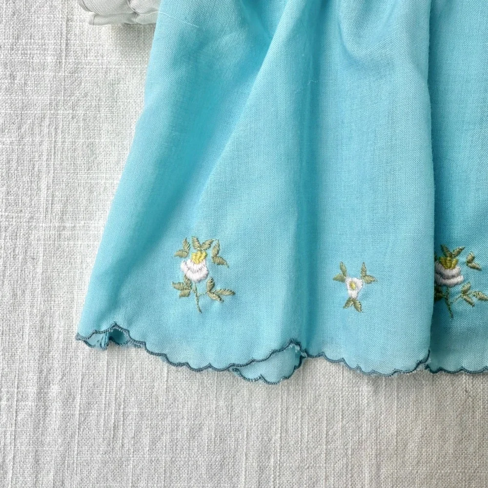 Vintage 1950s Doll Dress Blue Embroidered Floral Scalloped Puff Sleeve 8-10 inch