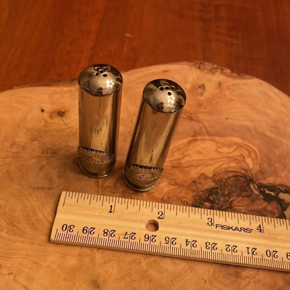 Austrailian Command Military Forces WWII Salt & pepper shakers
