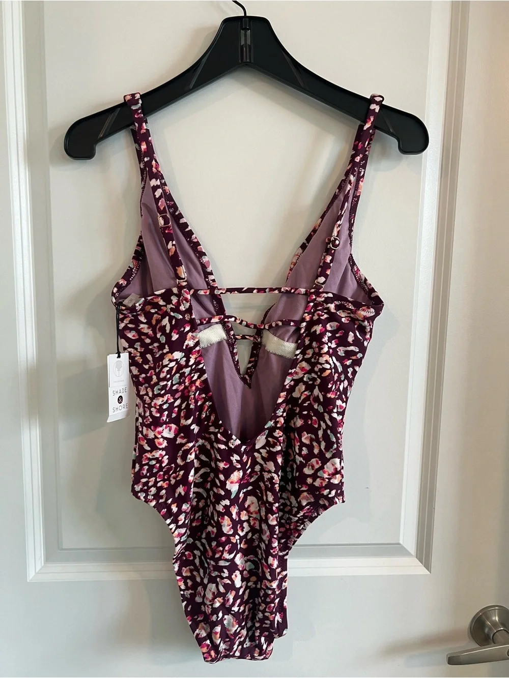 Shade & Shore stylish plum