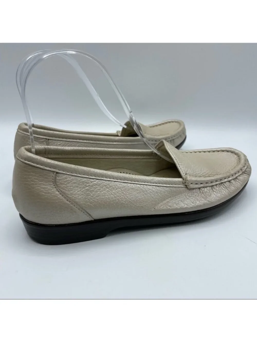 SAS loafers molded items
