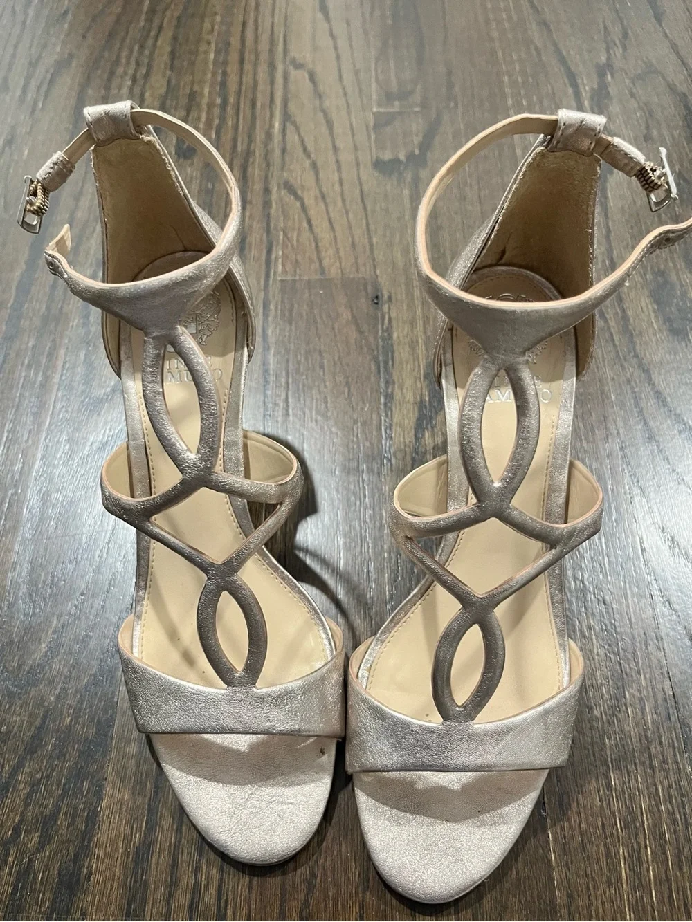 Vince Camuto vince camuto