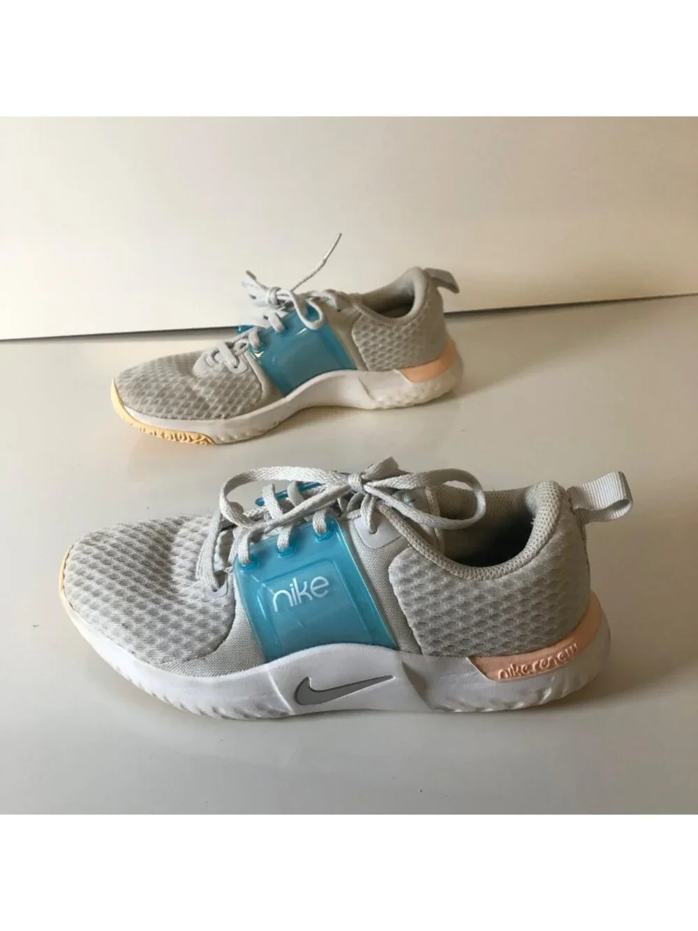 Nike Renew Athletic Comfort Shoes Womens Size 7.5 Gray Blue Sneakers Gymnastics