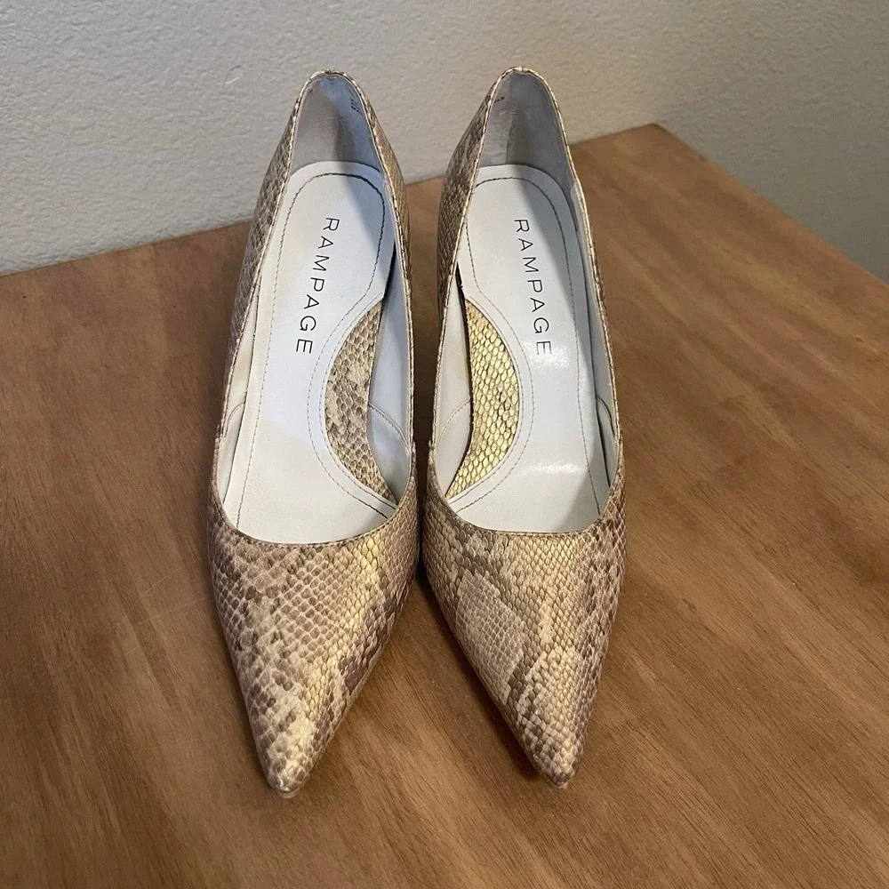 Rampage metallic pumps
