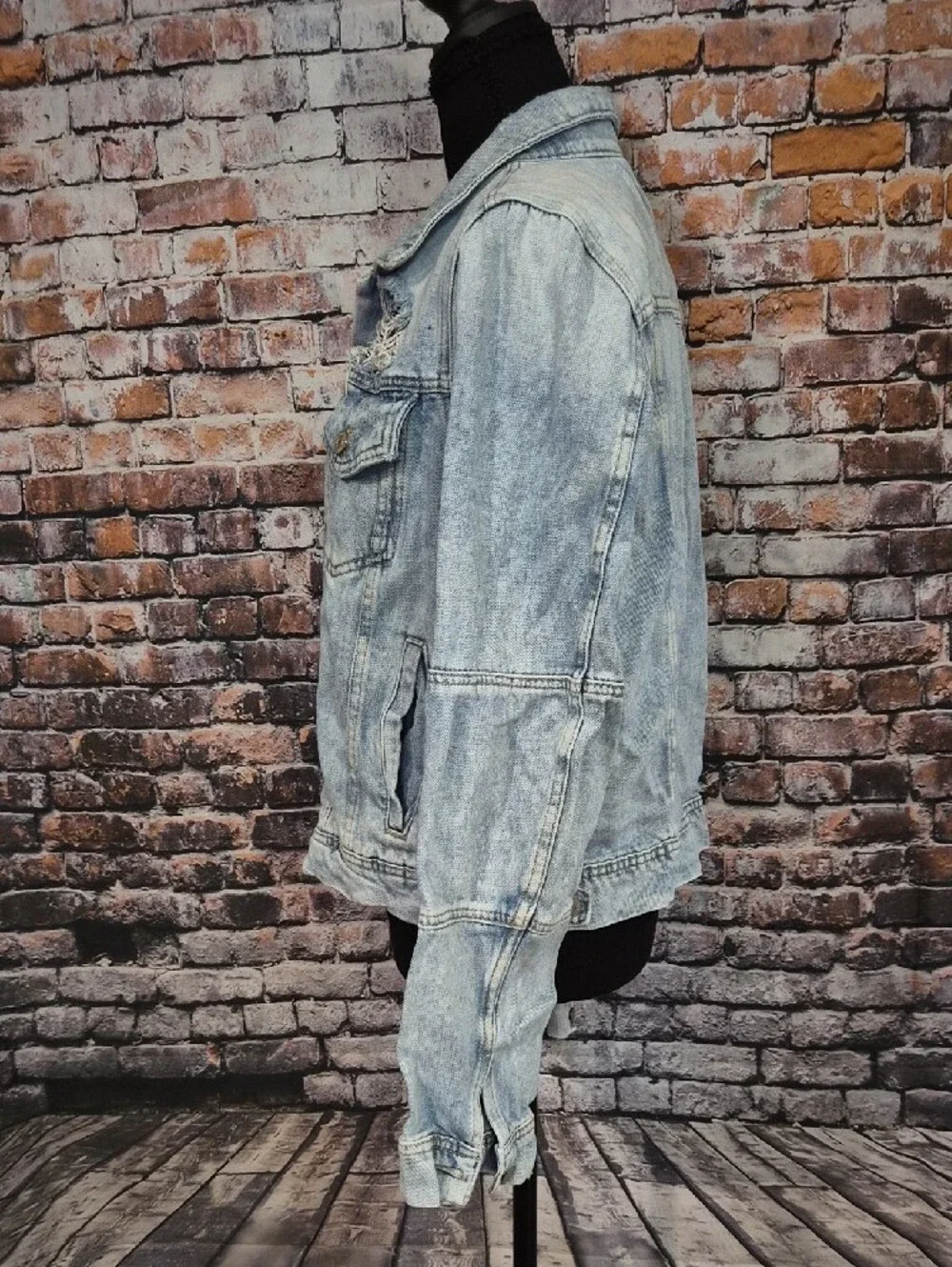 Free People distressed light