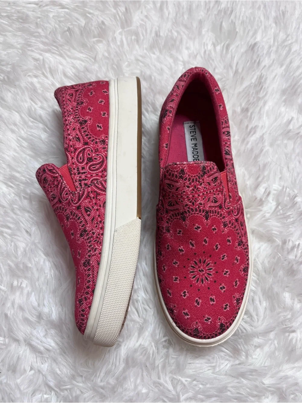 Steve Madden steve madden