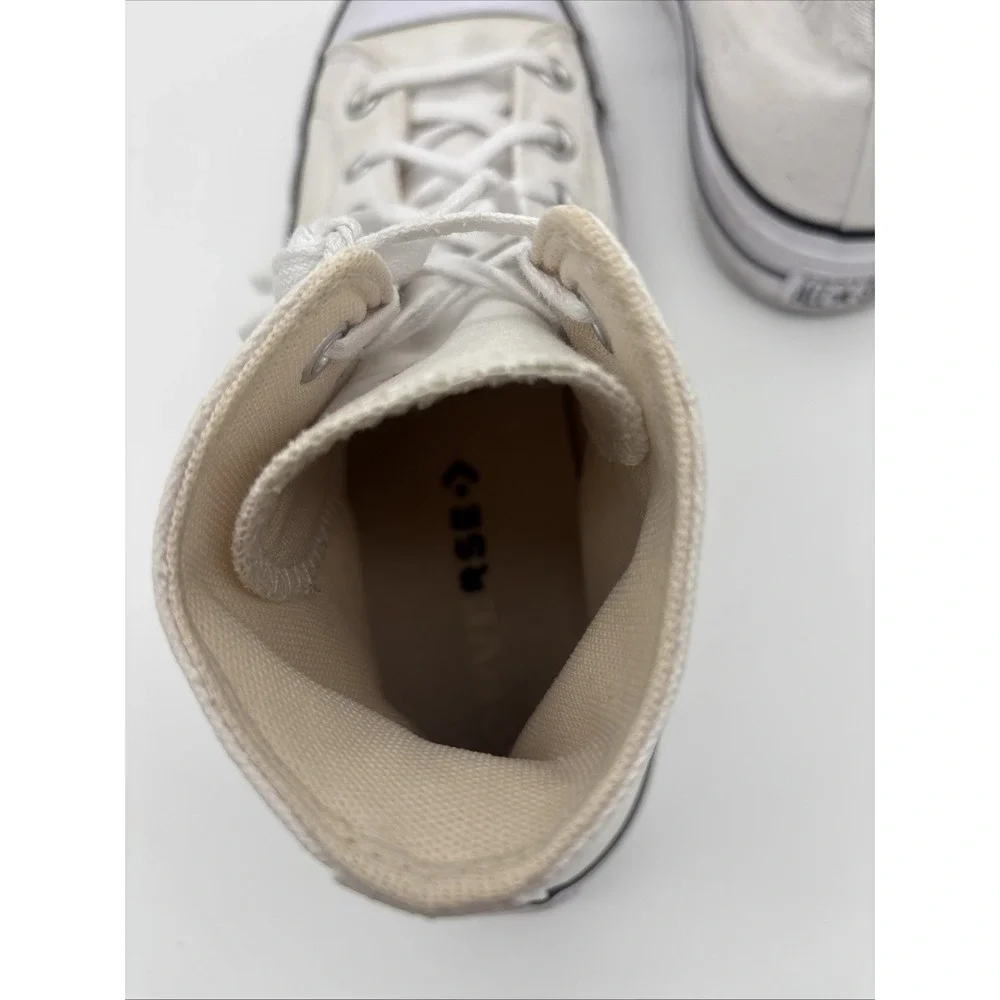 Converse very good