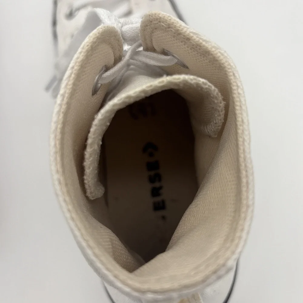 Converse very good