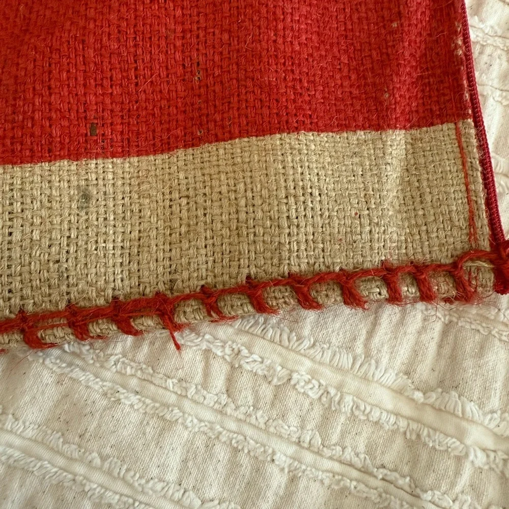 Vintage tote collectible ROYAL BASMATI RICE burlap Red zipper at top, 2 handles.