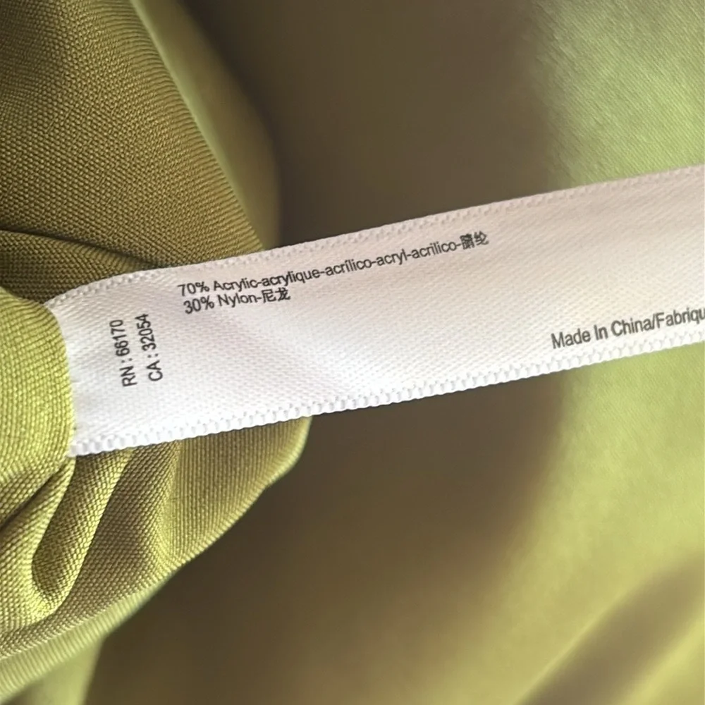 Urban Outfitters drop approximately strap