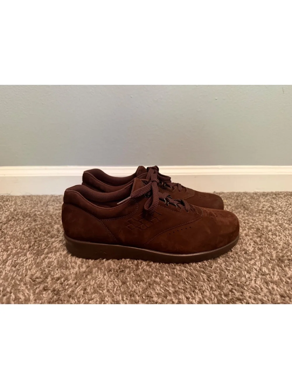 New SAS Suede Free Time Walking Women’s 7.5