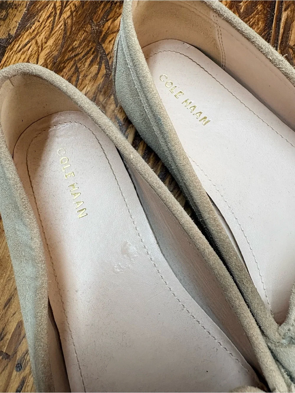 Cole Haan Nude Suede Leather Driving Loafers Gold Bit Slip On Flats Shoes 8.5