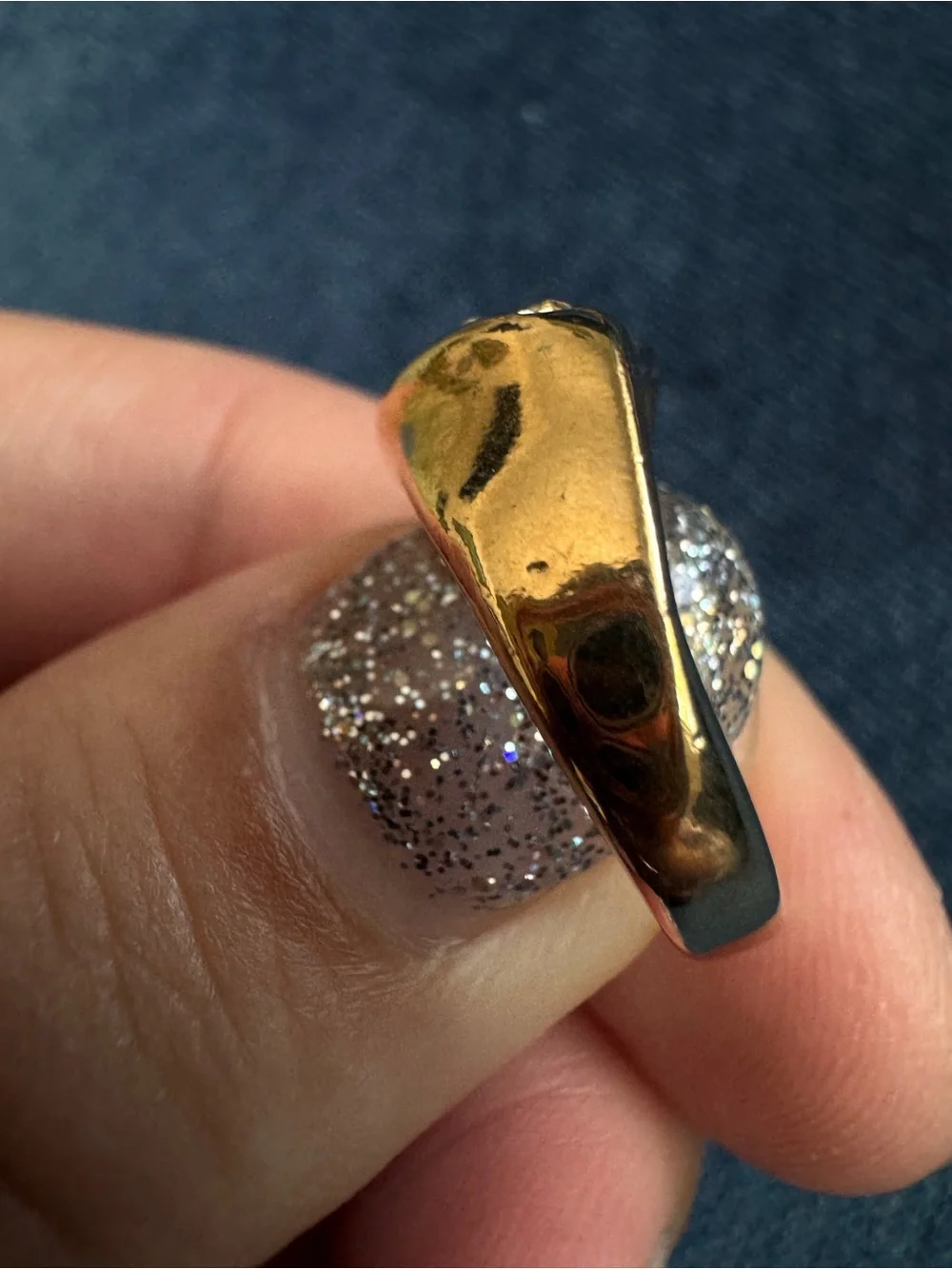 Unbranded stunning gold