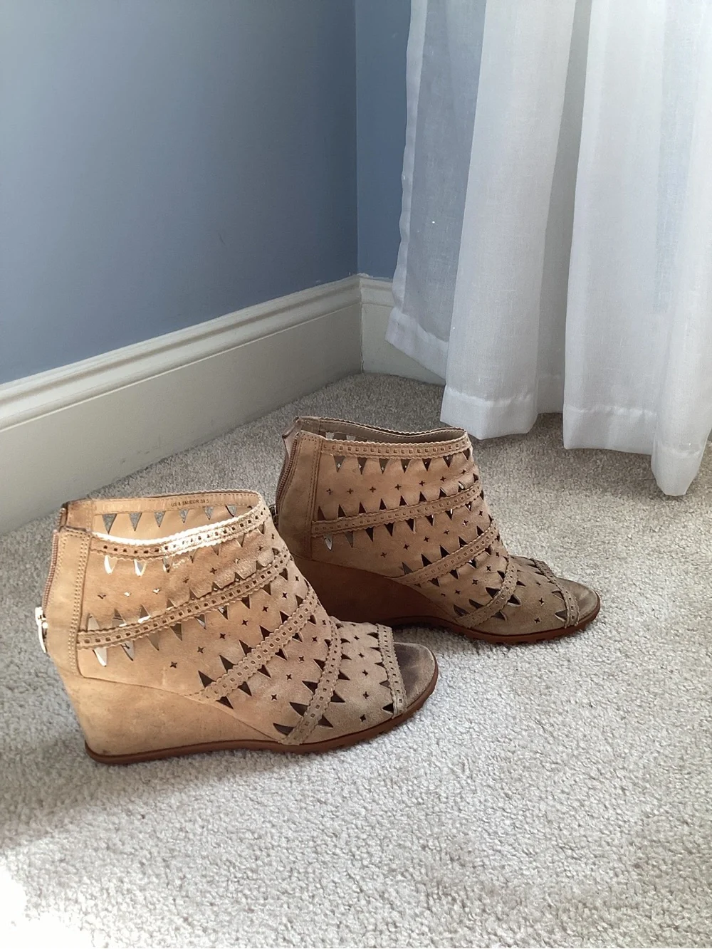 Via Spiga chic wedge