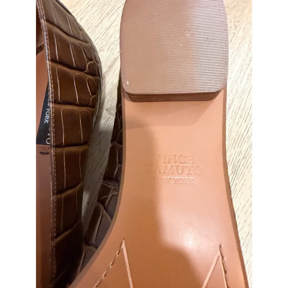 Vince Camuto brand new