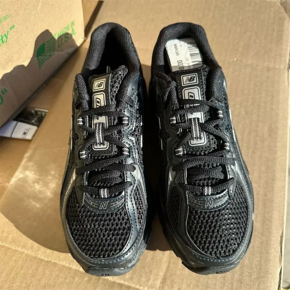 New Balance 740 Sneakers Womens US 6 Black Gray Silver Metallic Lace-Up
