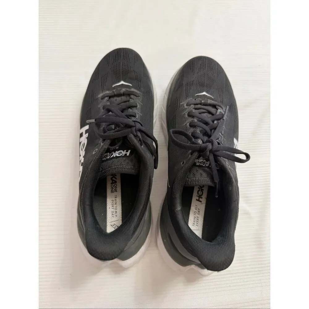 Hoka one mach