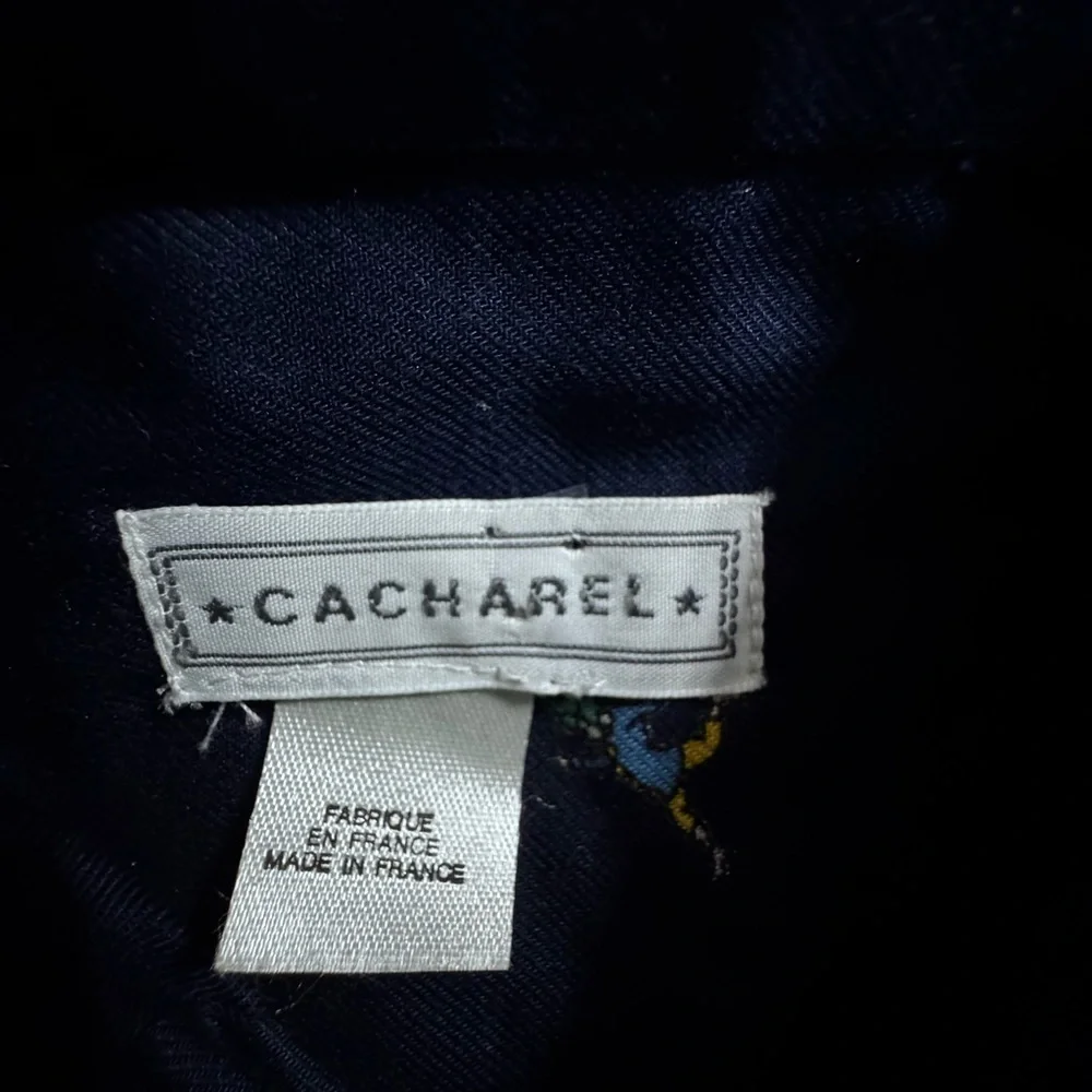 Cacharel stylish navy