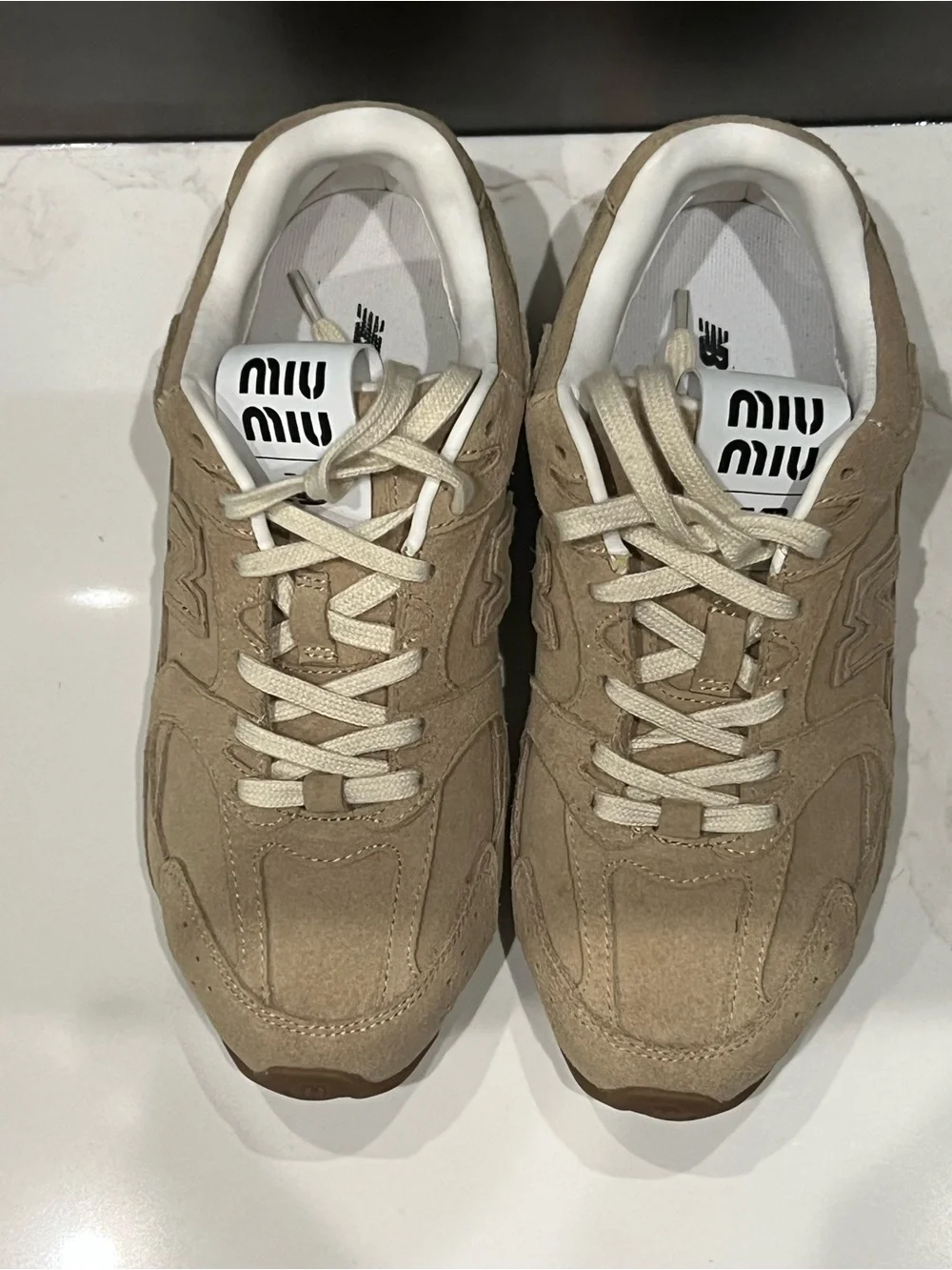 N/A suede upper
