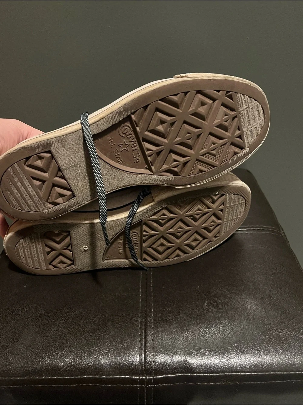 Converse ankle eyelets metal
