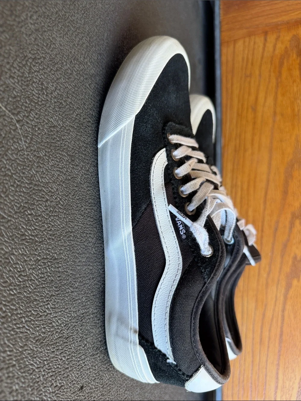 Vans classic low