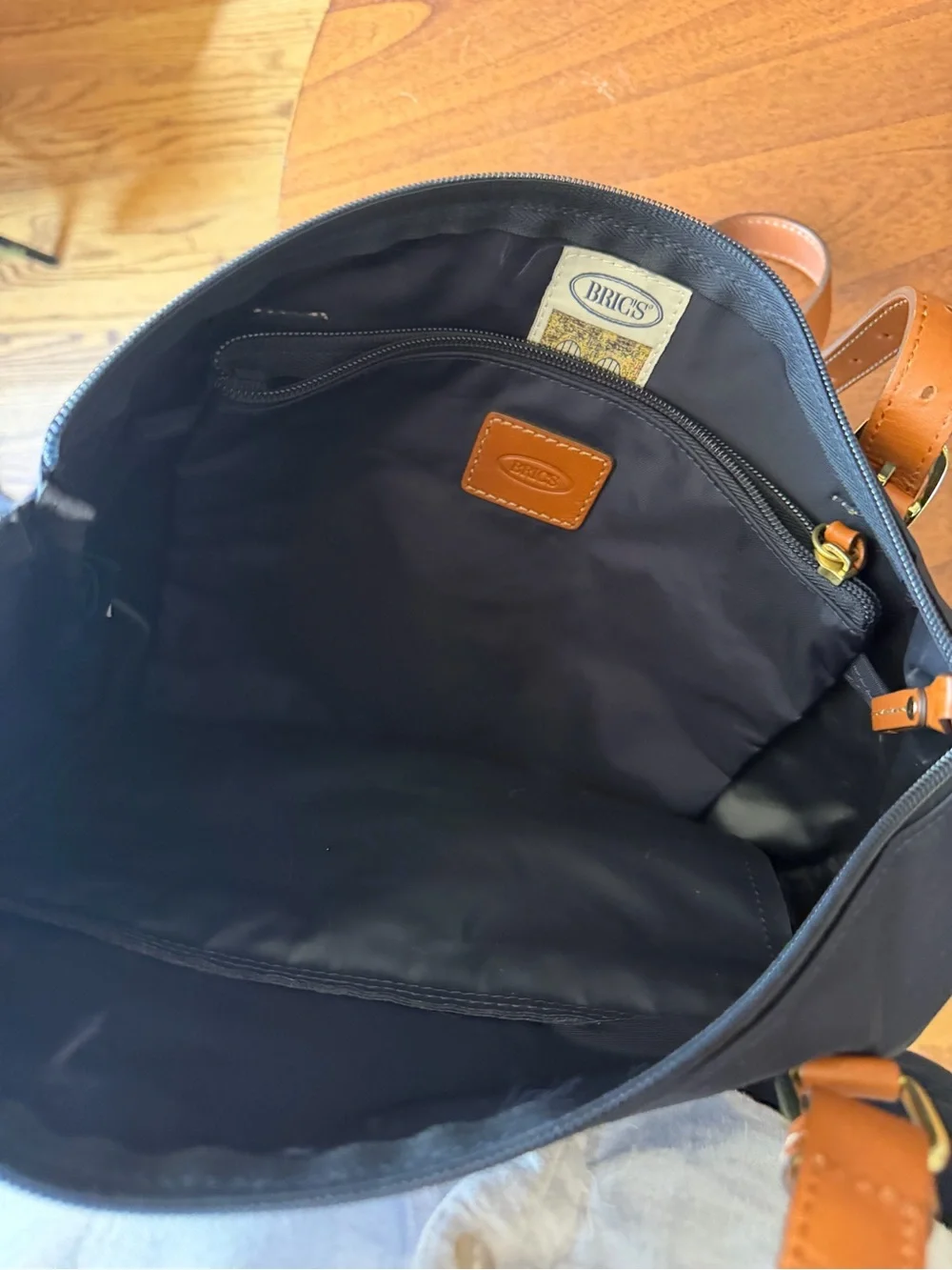 Brics spacious navy