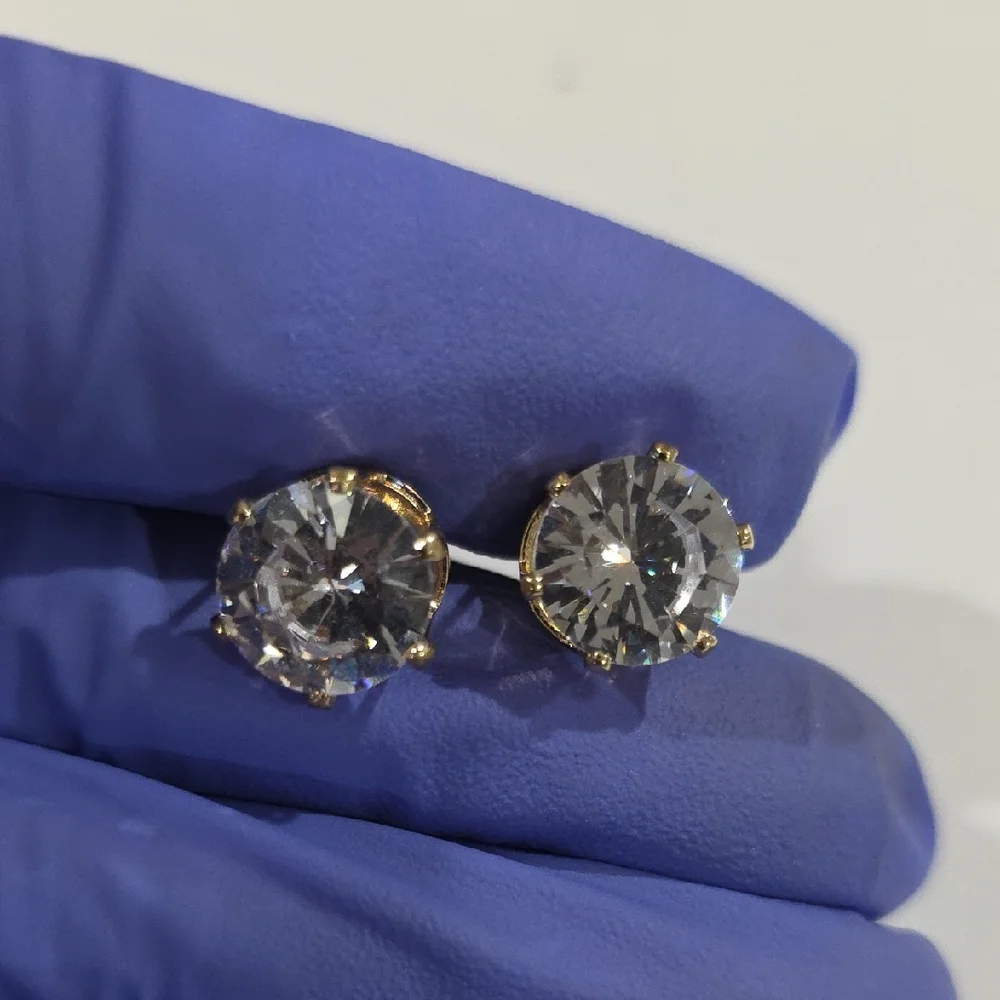 Gold Clear Crystal Stud Earrings – Sparkling Elegant Women’s Fashion Jewelry-