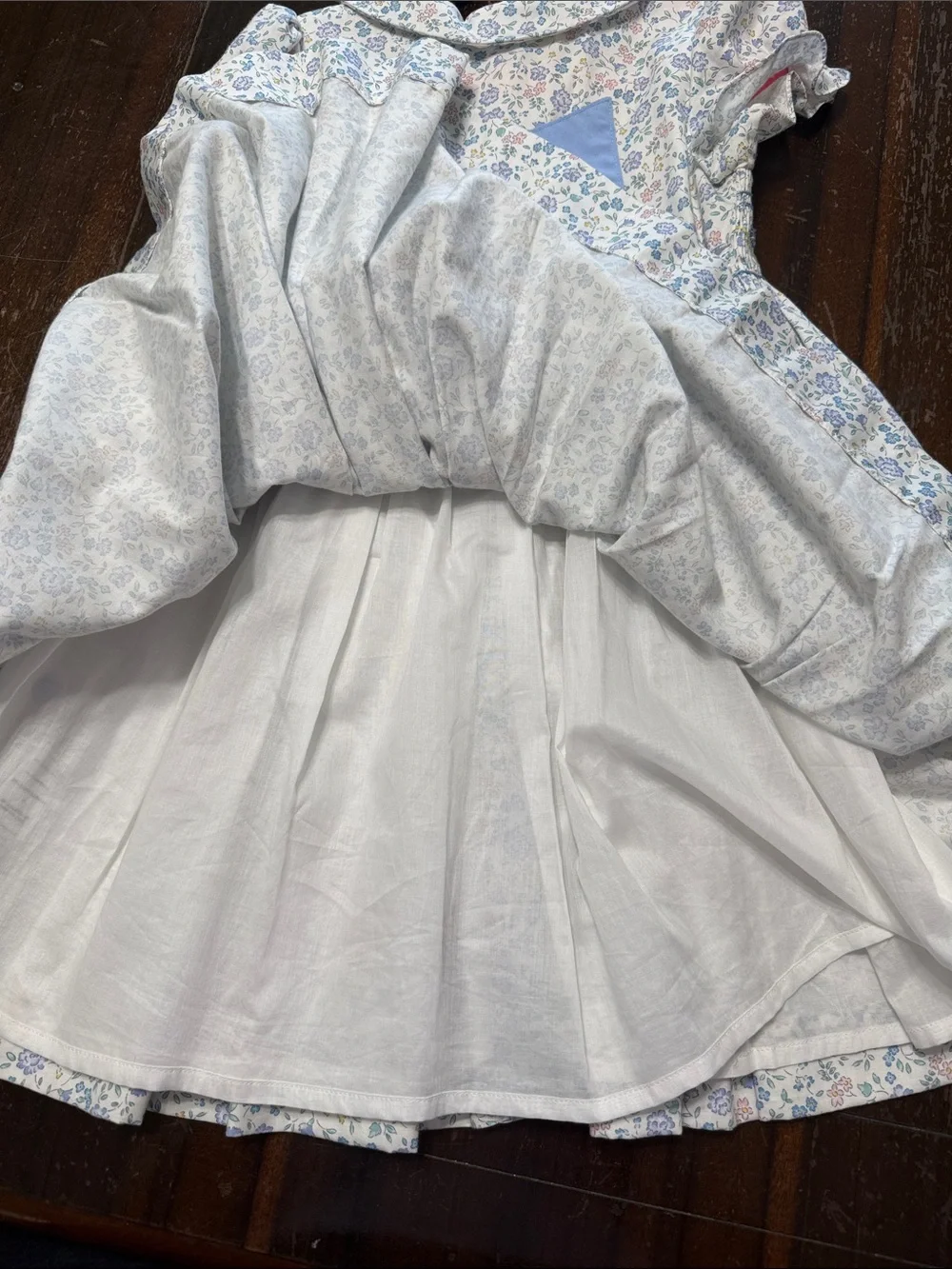 Antoinette Paris size 5 smocked dress nwot