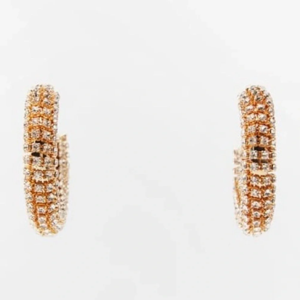 Zara closure ref jewel