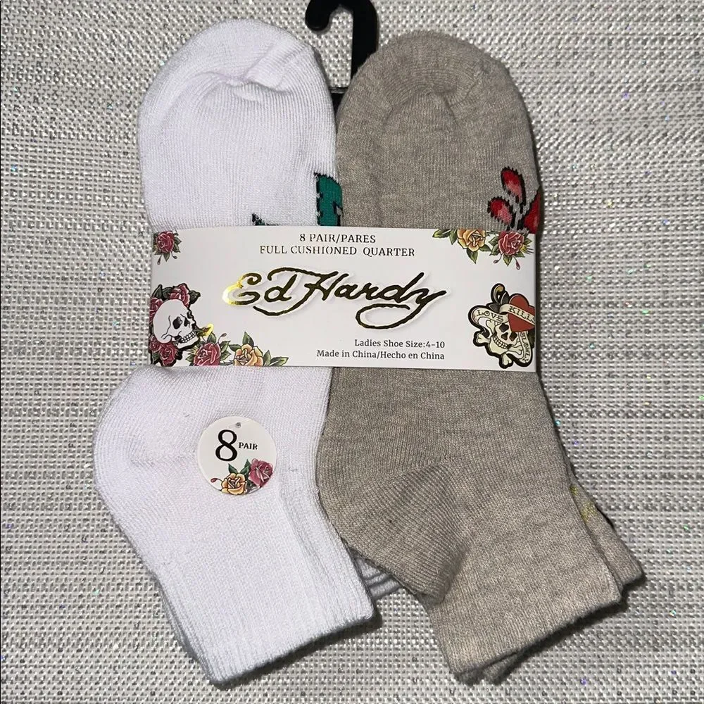 Ed Hardy White Black Tan Super Soft Tattoo Art Cushioned Quarter Socks 8 pack