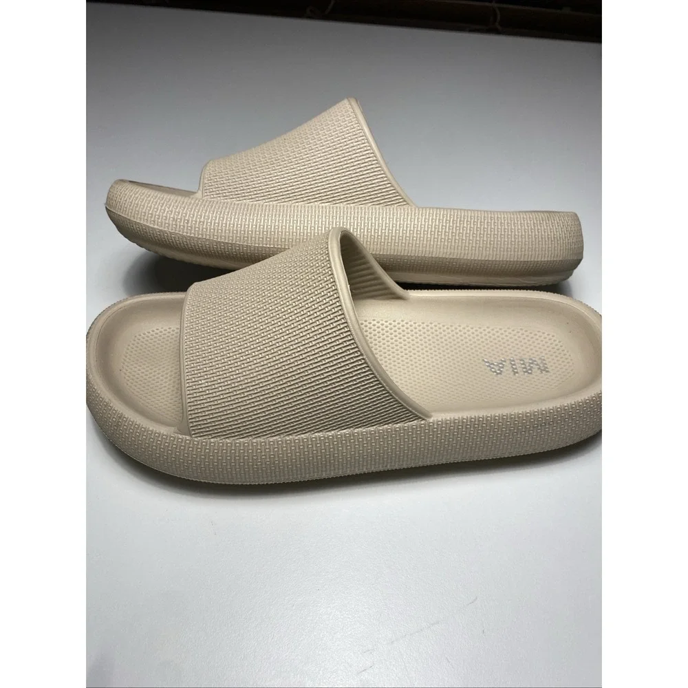 MIA Lexa Womens 8 Beige Faux Leather Summer Strappy Slides Sandals‎ Flat