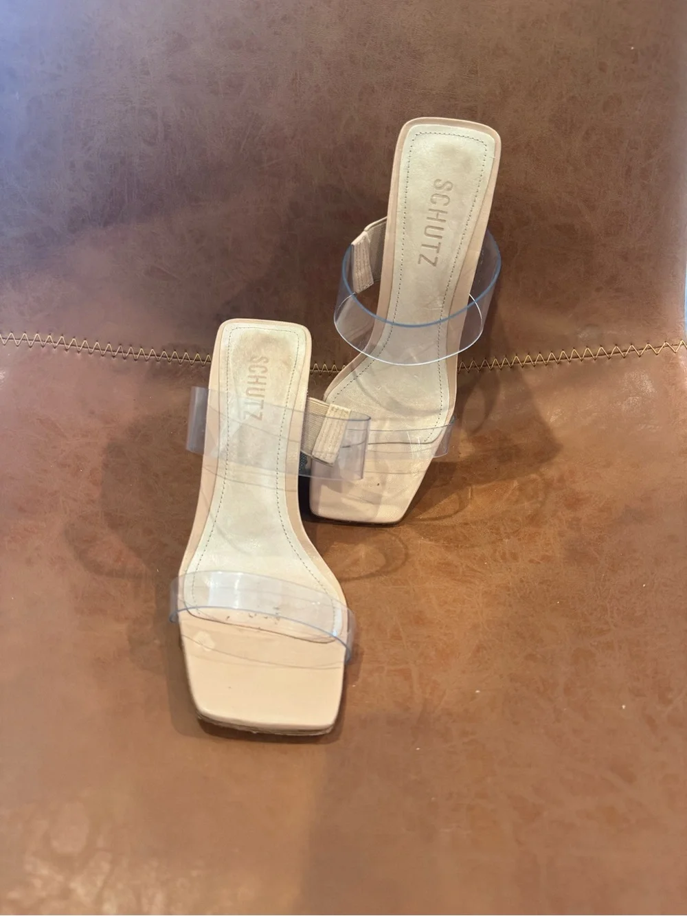 SCHUTZ sleek clear