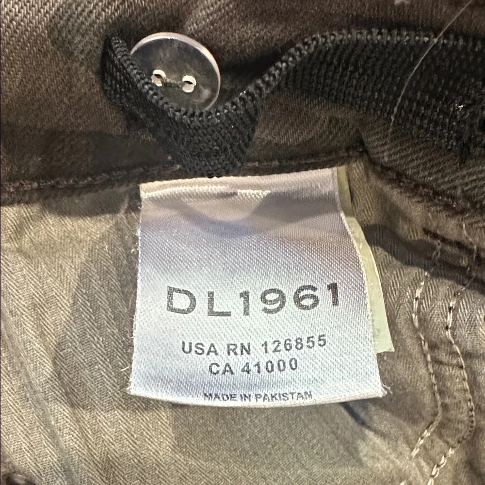 DL1961 CLOE KIDS Camo Skinny Jeans with Black Side Stripe IN VELVET SIZE 8