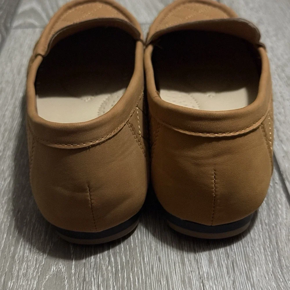 Alexis Bendel classic comfortable
