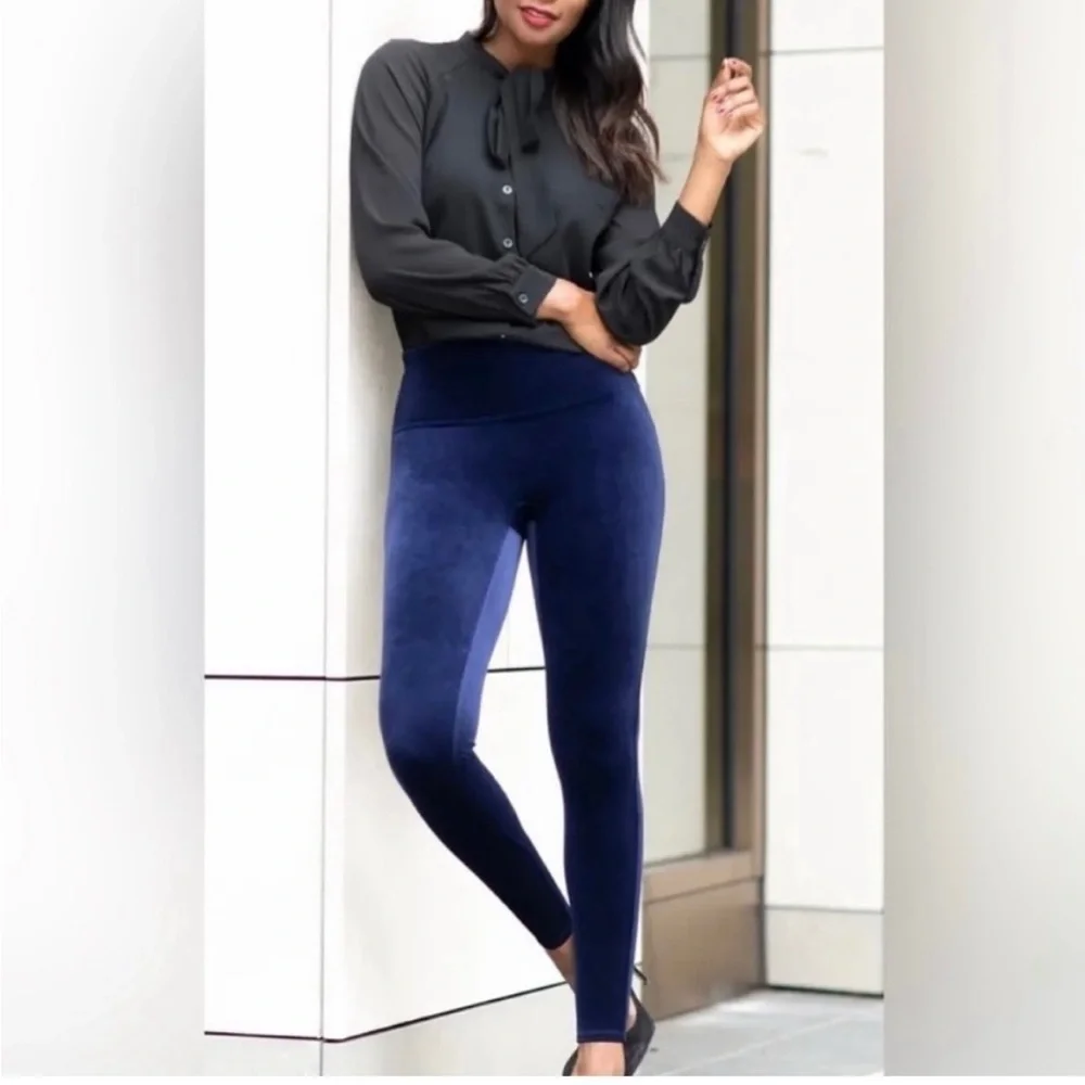 SPANX Blue High Waisted Velvet Ankle Leggings EUC size Medium