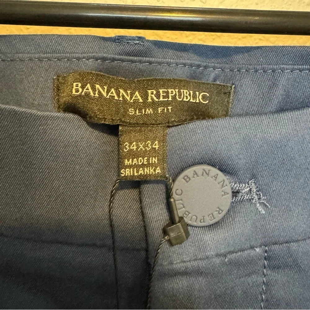 Banana Republic elegant dark
