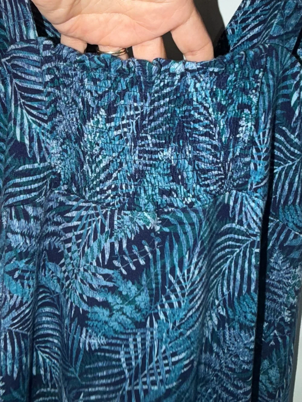 Tommy Bahama lightweight palm