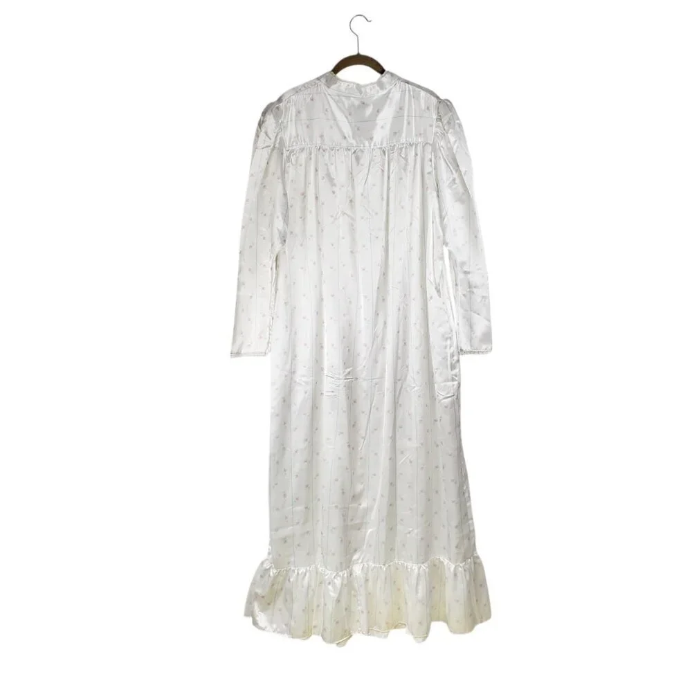 Laura Adams 22 lining pale