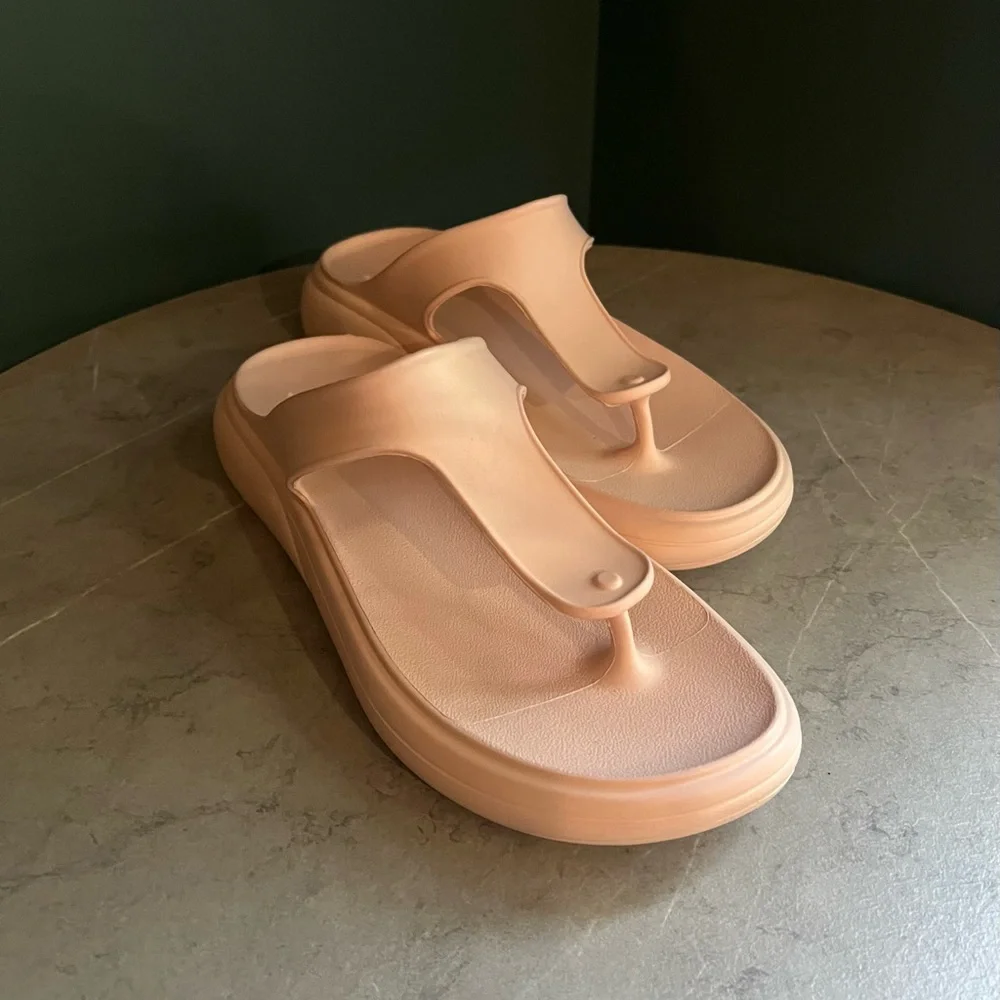 Stuart Weitzman new without