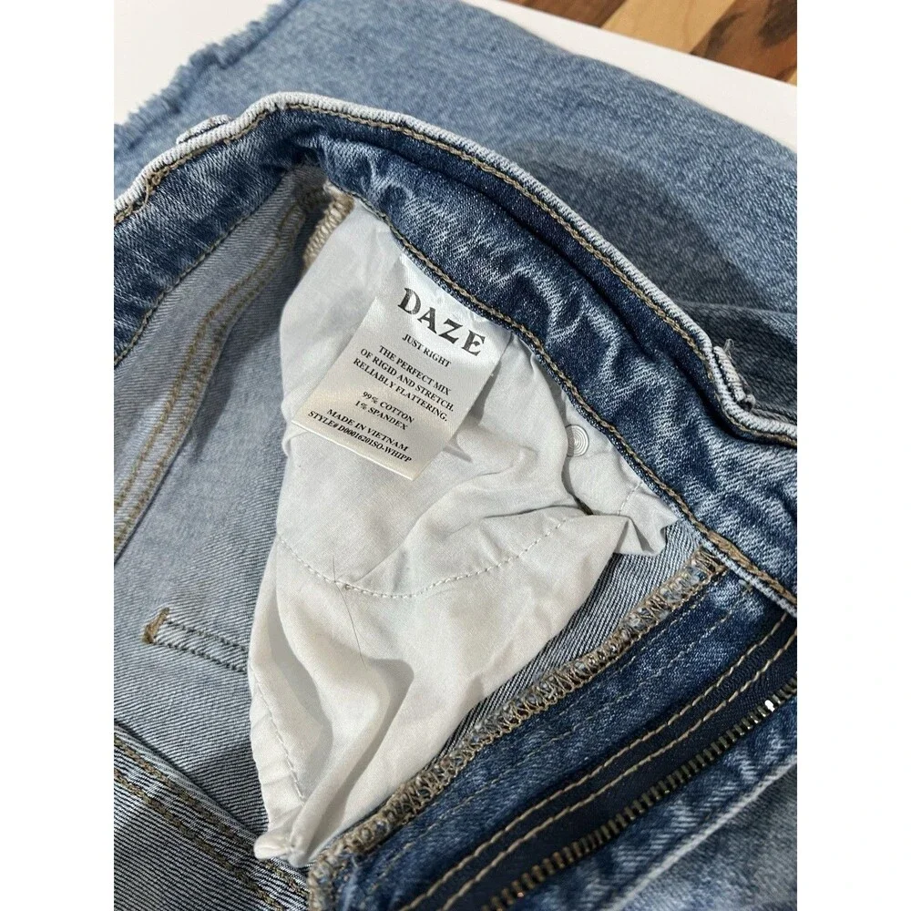 Daze clothing fall