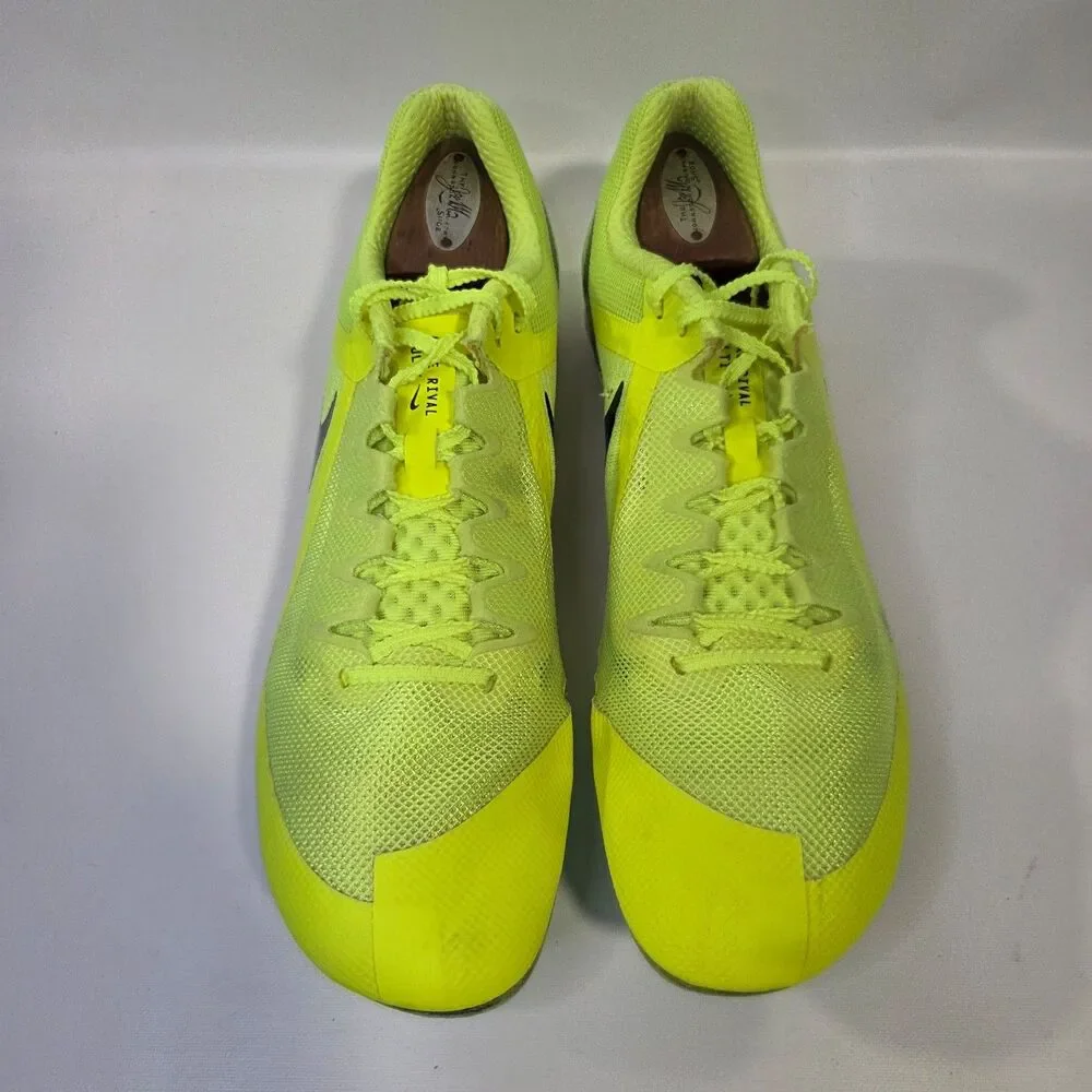 Nike zoom rival