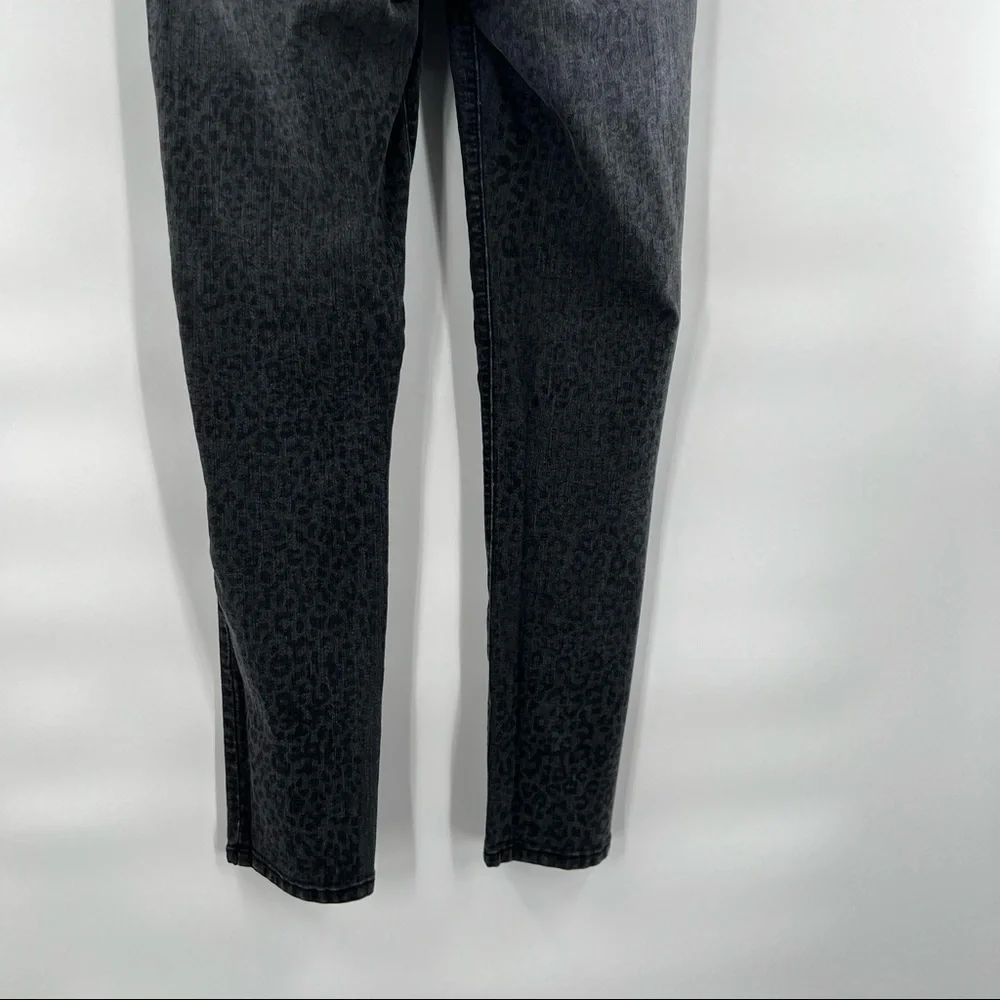 NYDJ shop confidence