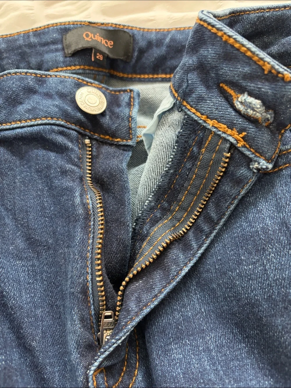 Quince Bella Stretch Wide-Leg Jeans in Mid Blue Wash. EUC