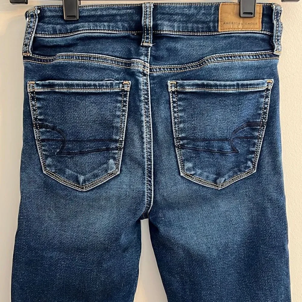 American Eagle Next Level Stretch Jeans Hi-Rise Jegging Dark Destroyed, 0 Short