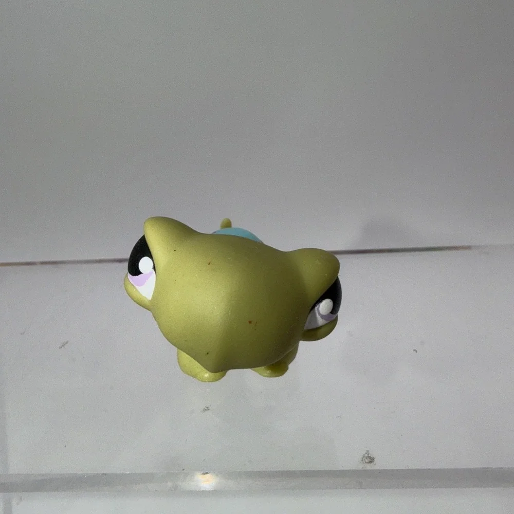 Littest Pet Shop #149 Green Turtle W/ Blue Splash‎ & Purple Dot Eyes LPS