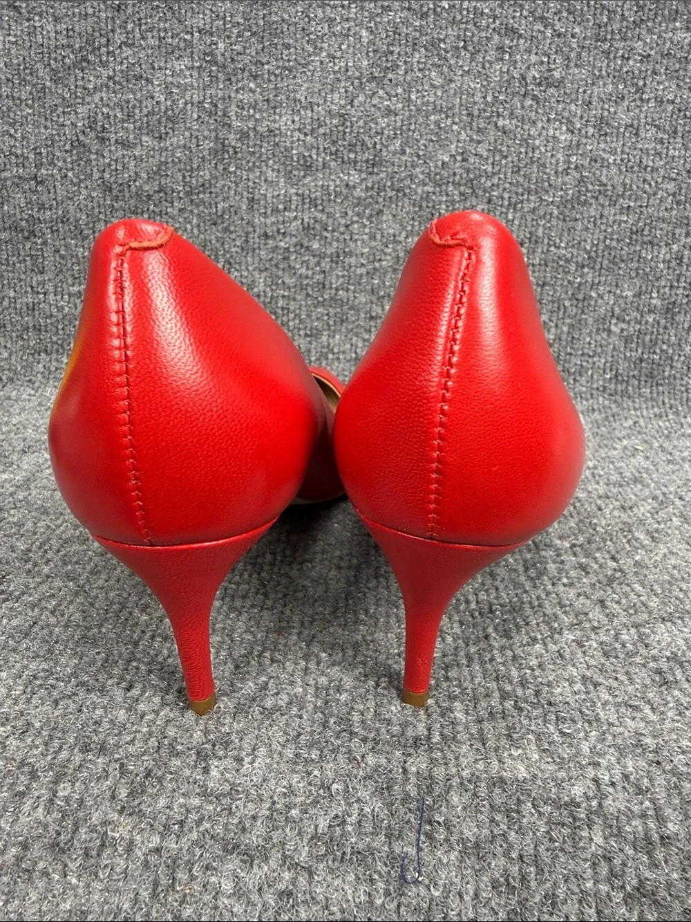 Massimo Matteo sleek red