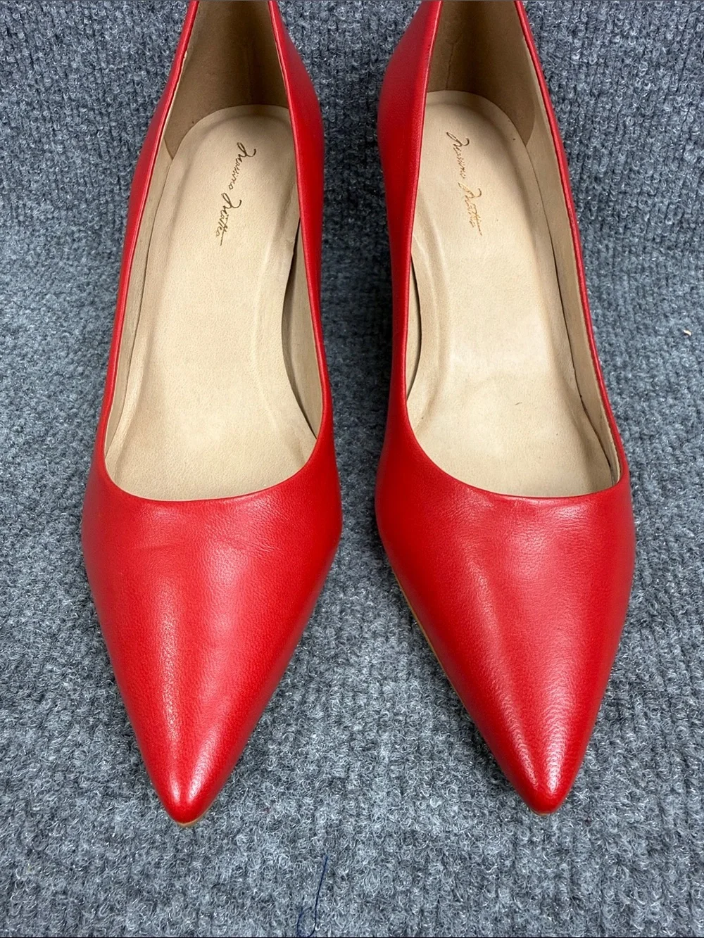 Massimo Matteo sleek red