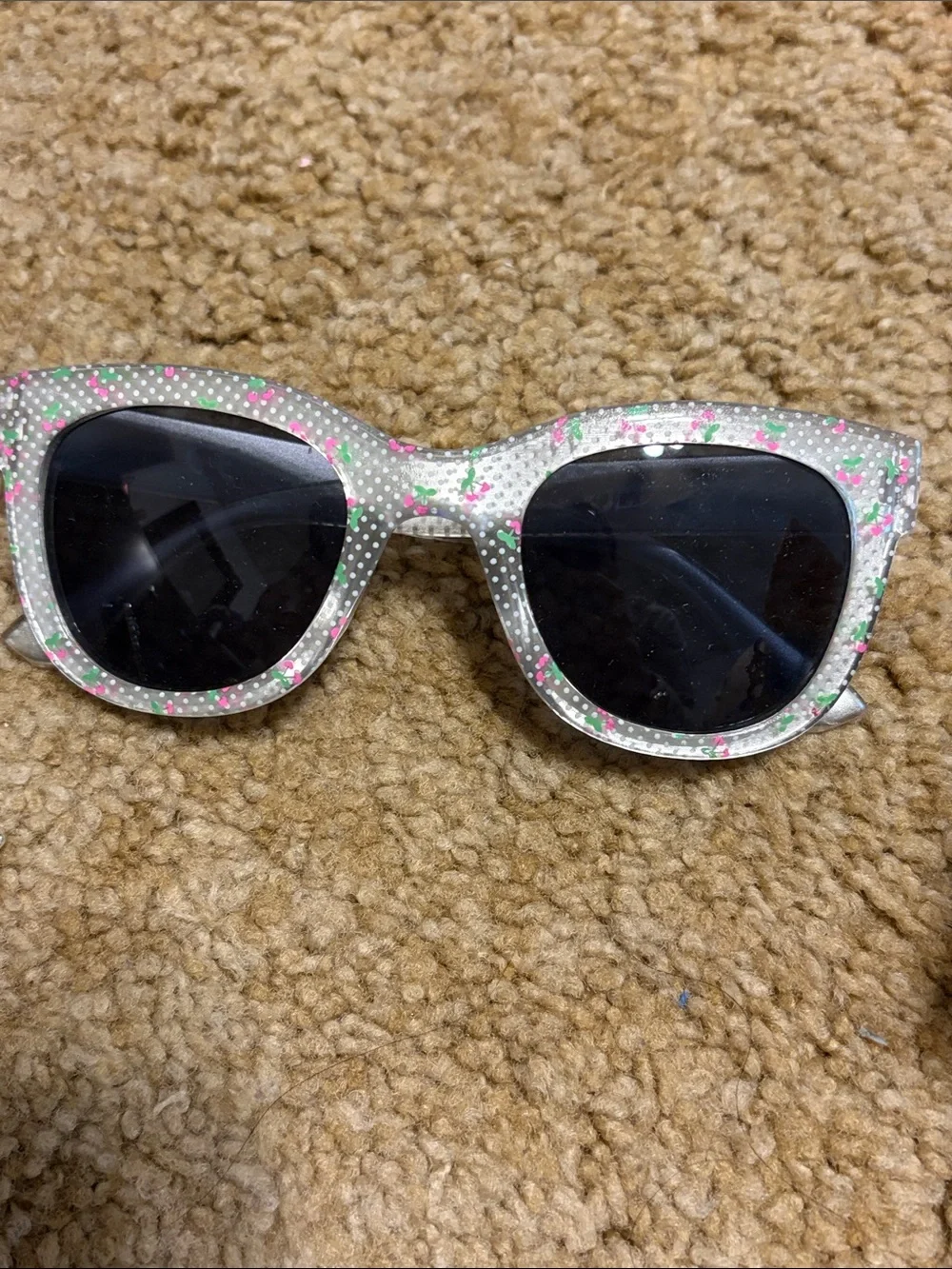 10 Assorted Girls Sunglasses